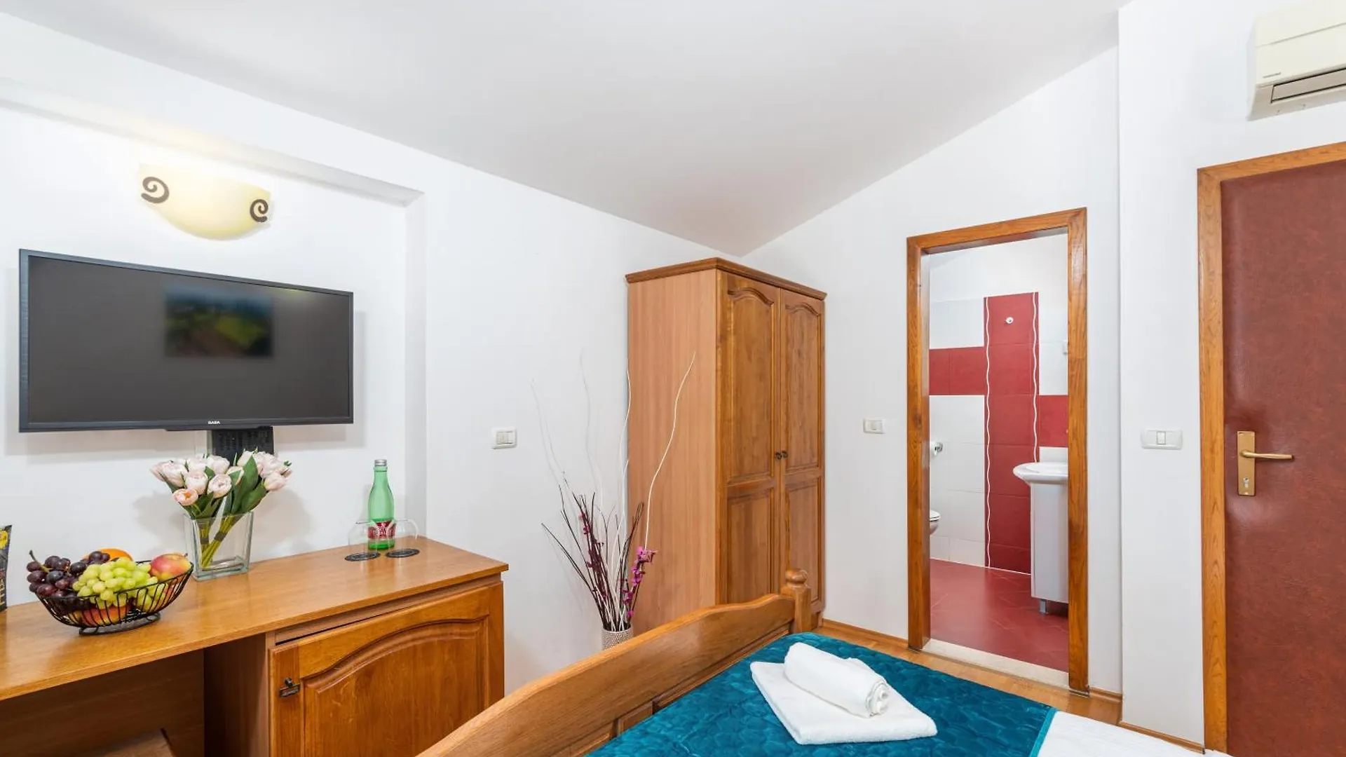 *** Alojamento de Acomodação e Pequeno-almoço Laco De Pelagius Rooms Novigrad Istria Croácia