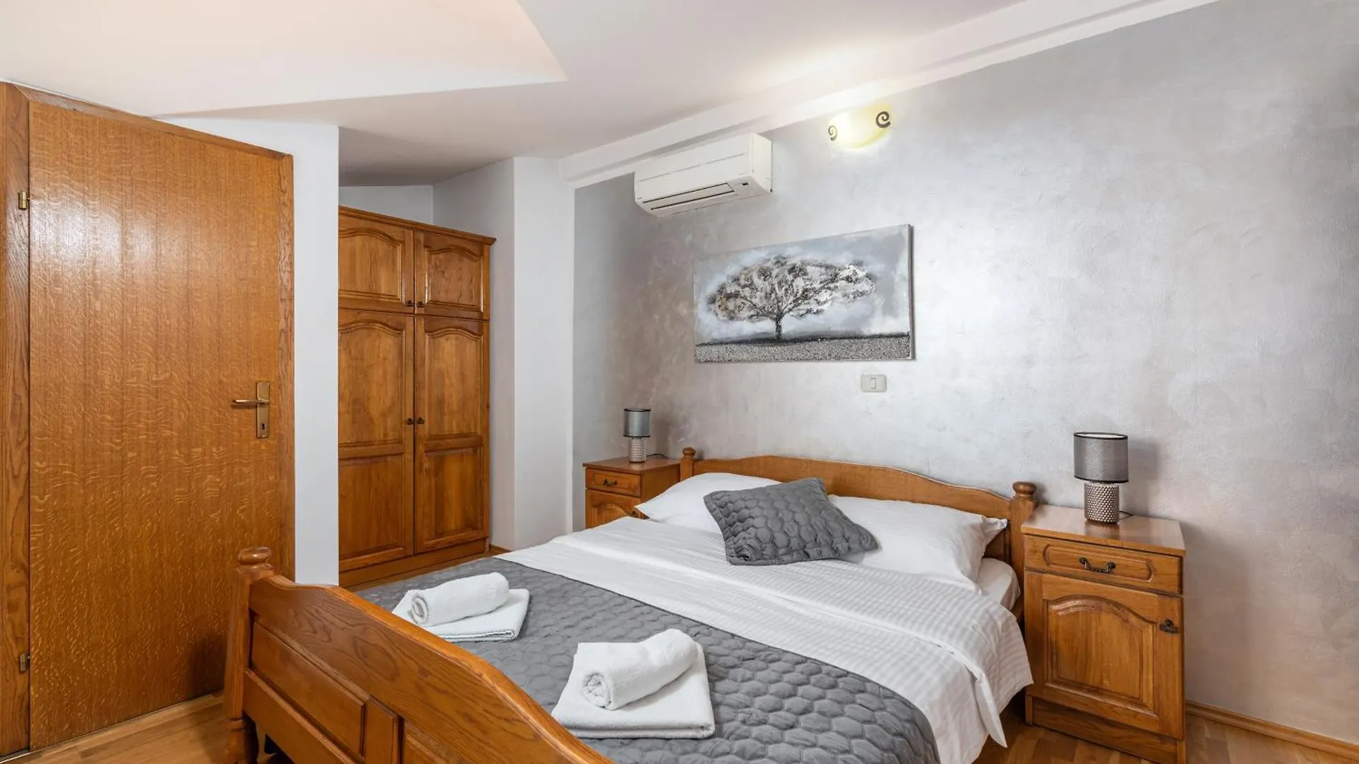 Alojamento de Acomodação e Pequeno-almoço Laco De Pelagius Rooms Novigrad Istria