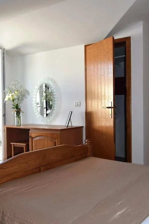 Laco De Pelagius Rooms Novigrad Istria Alojamento de Acomodação e Pequeno-almoço