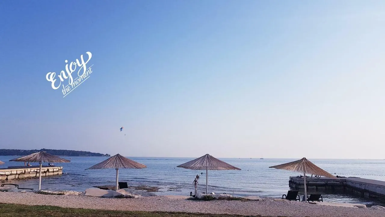 Laco De Pelagius Rooms Novigrad Istria 3*,